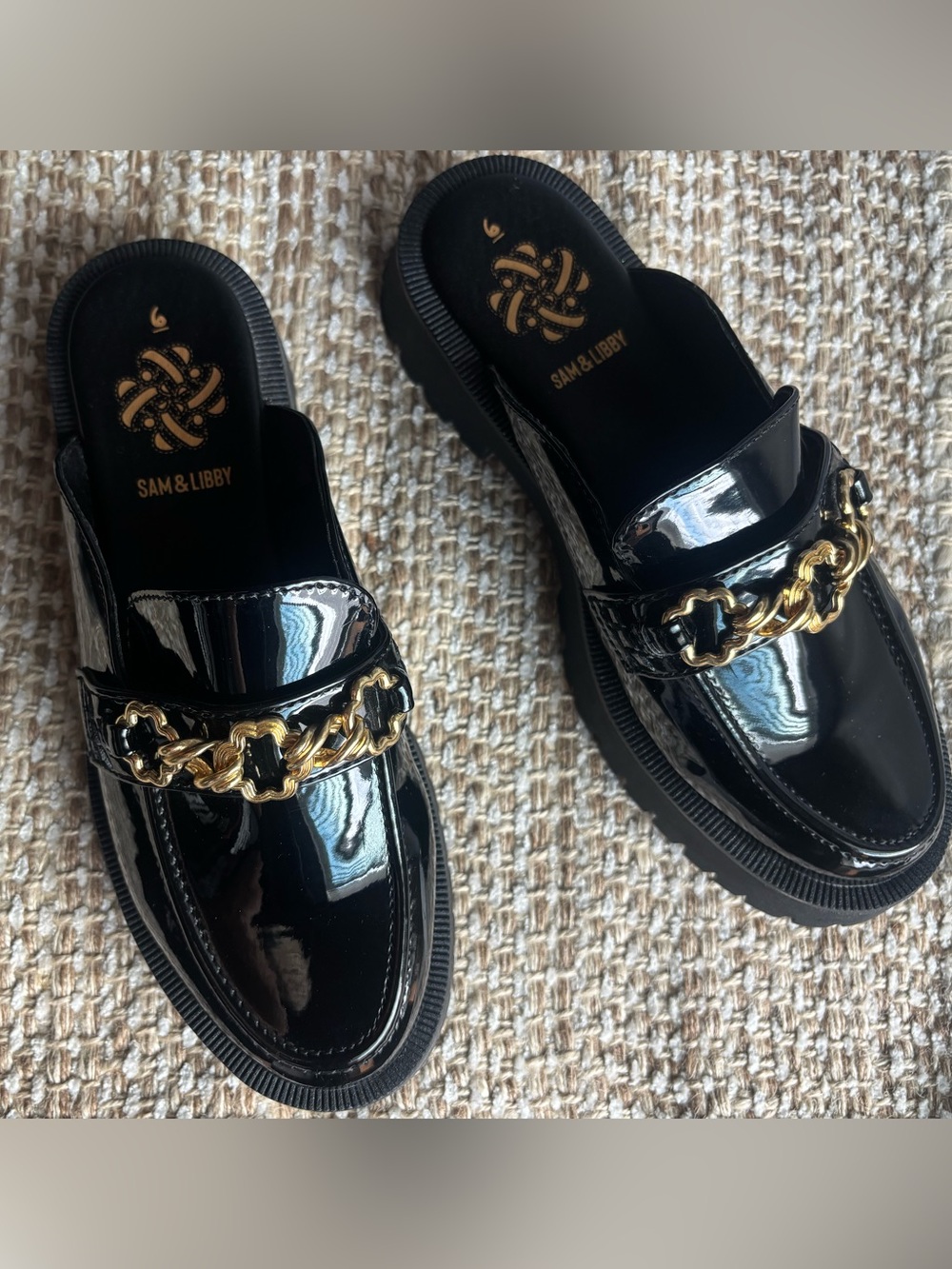 Sam & Libby Black Patent Slip-On Loafers with Gold Chain Accent size 6 womens